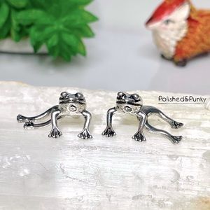 Frog Earrings ~ Silver Frog Earrings ~ silver Earrings ~ unique earrings in box